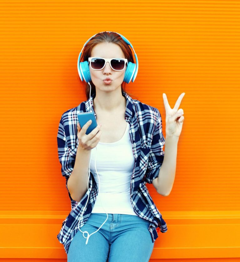 Josh-girl-peace-768x836